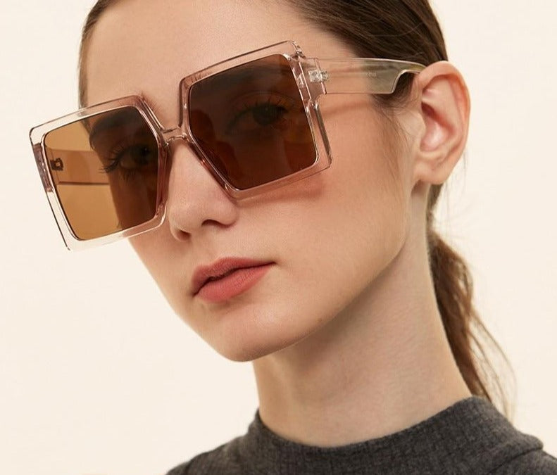 Calanovella Trendy Oversized Square Sun Glasses UV400